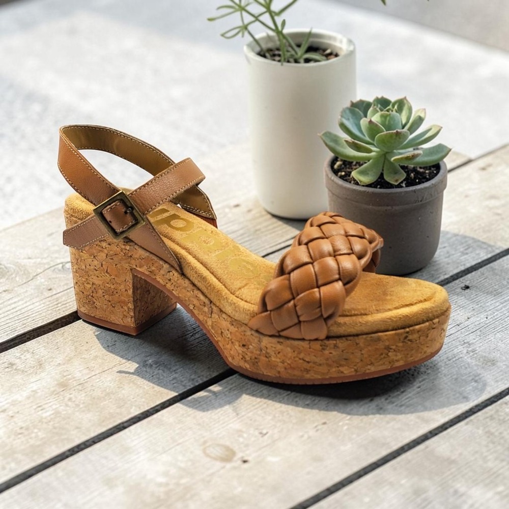 Hush Puppies Poppy Tan Braided Leather Cork Platform Block Heel Sandal Women 5.5